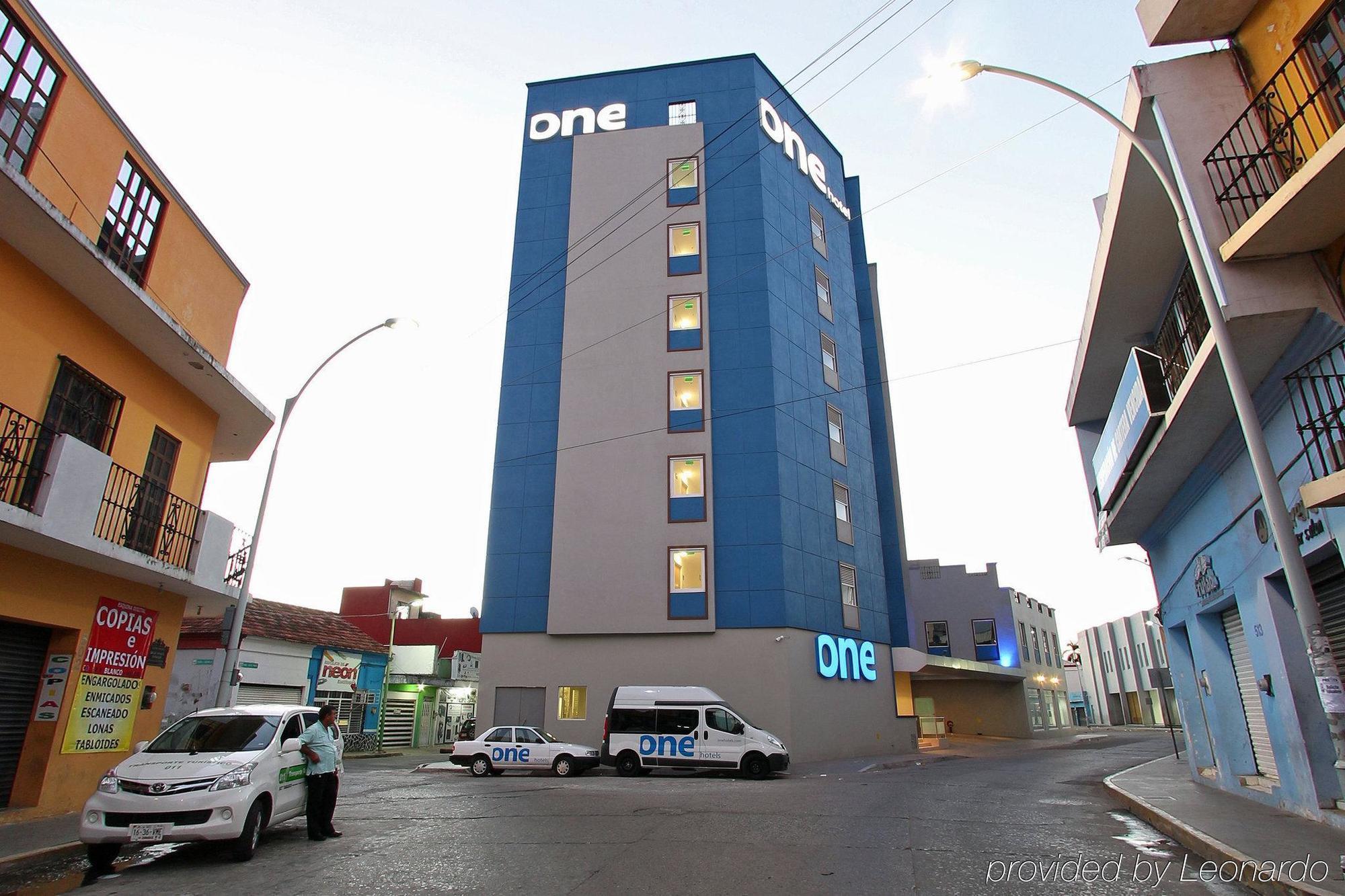 One Villahermosa Centro Buitenkant foto