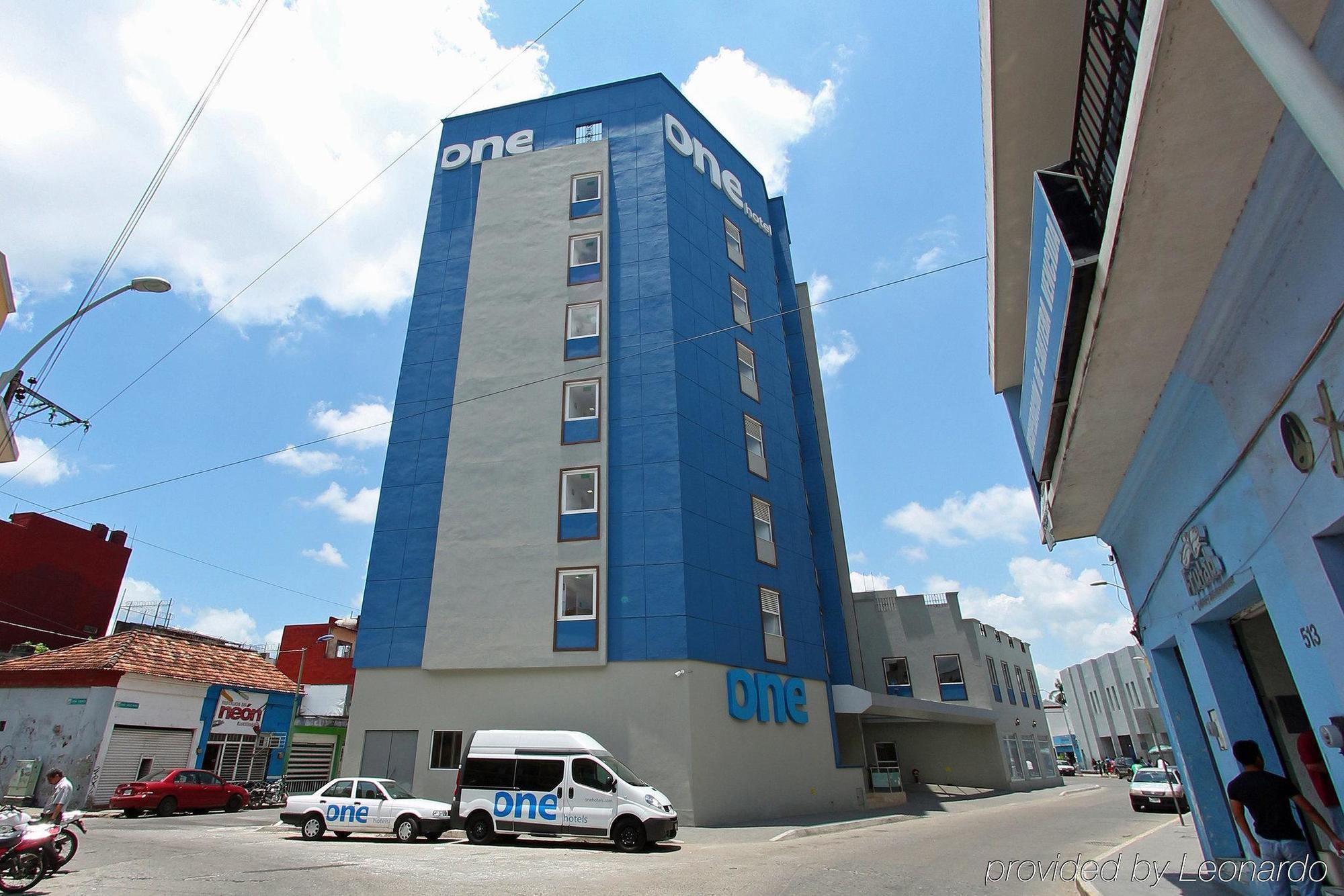 One Villahermosa Centro Buitenkant foto