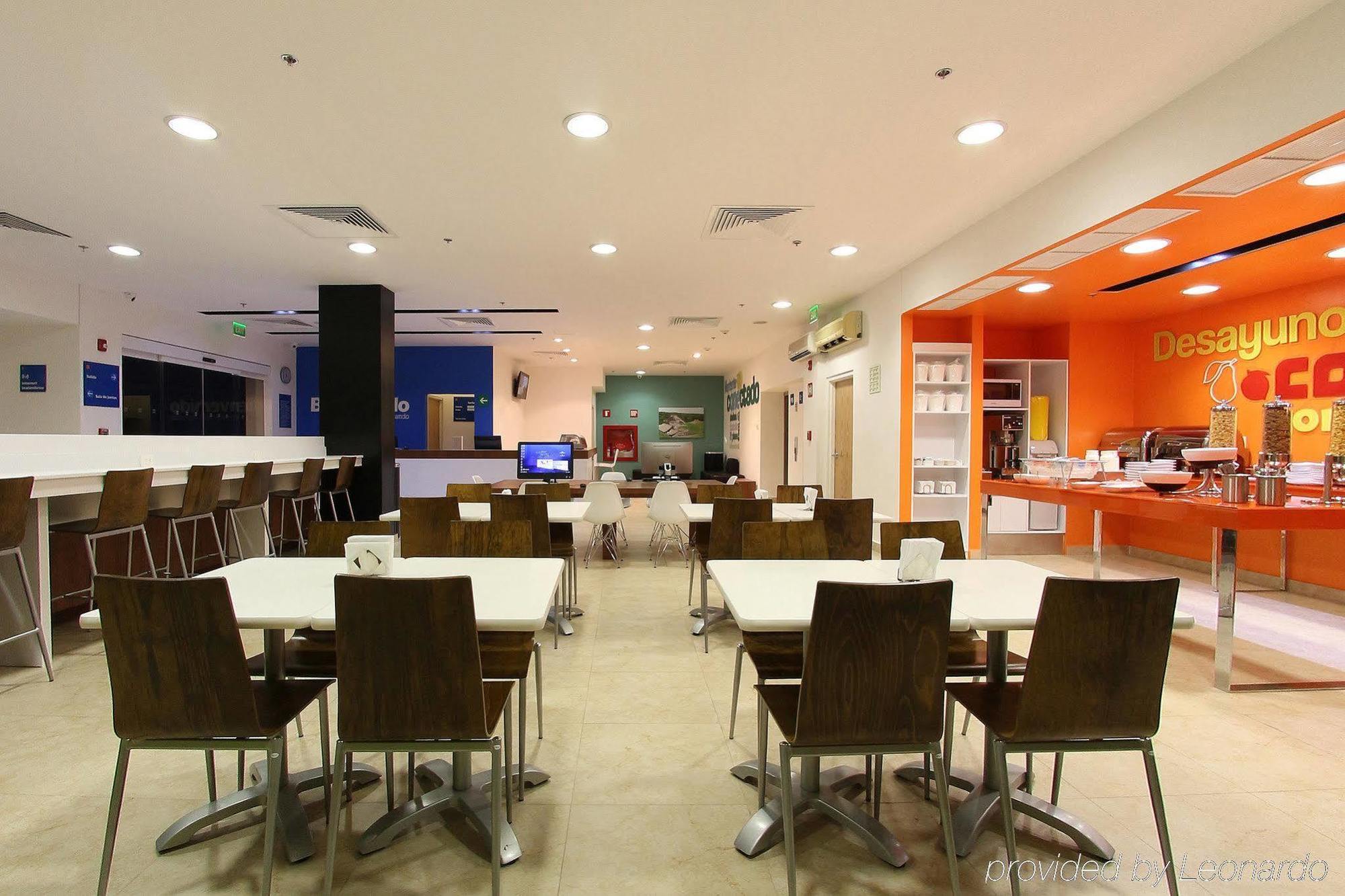 One Villahermosa Centro Restaurant foto